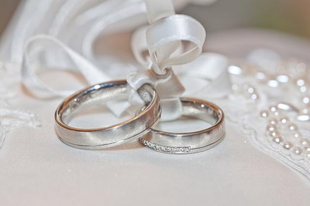 prsteny na svatbu